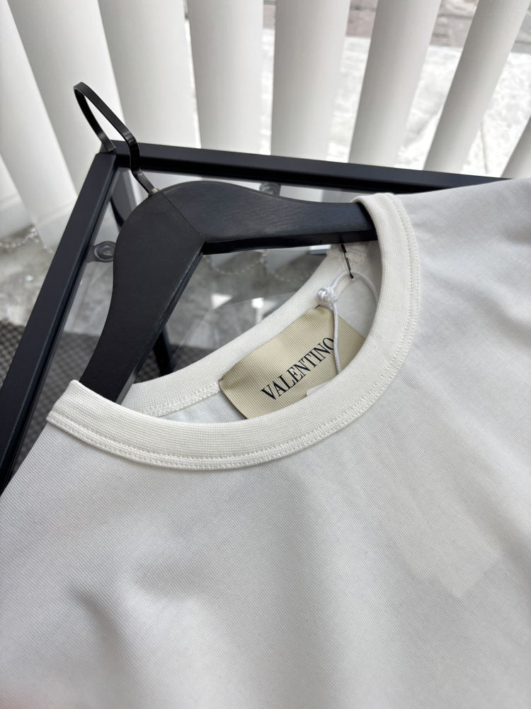 VALENTINO Premium Tshirt 