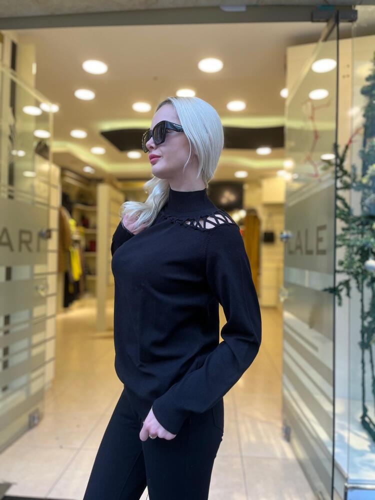 SİYAH TRİKO