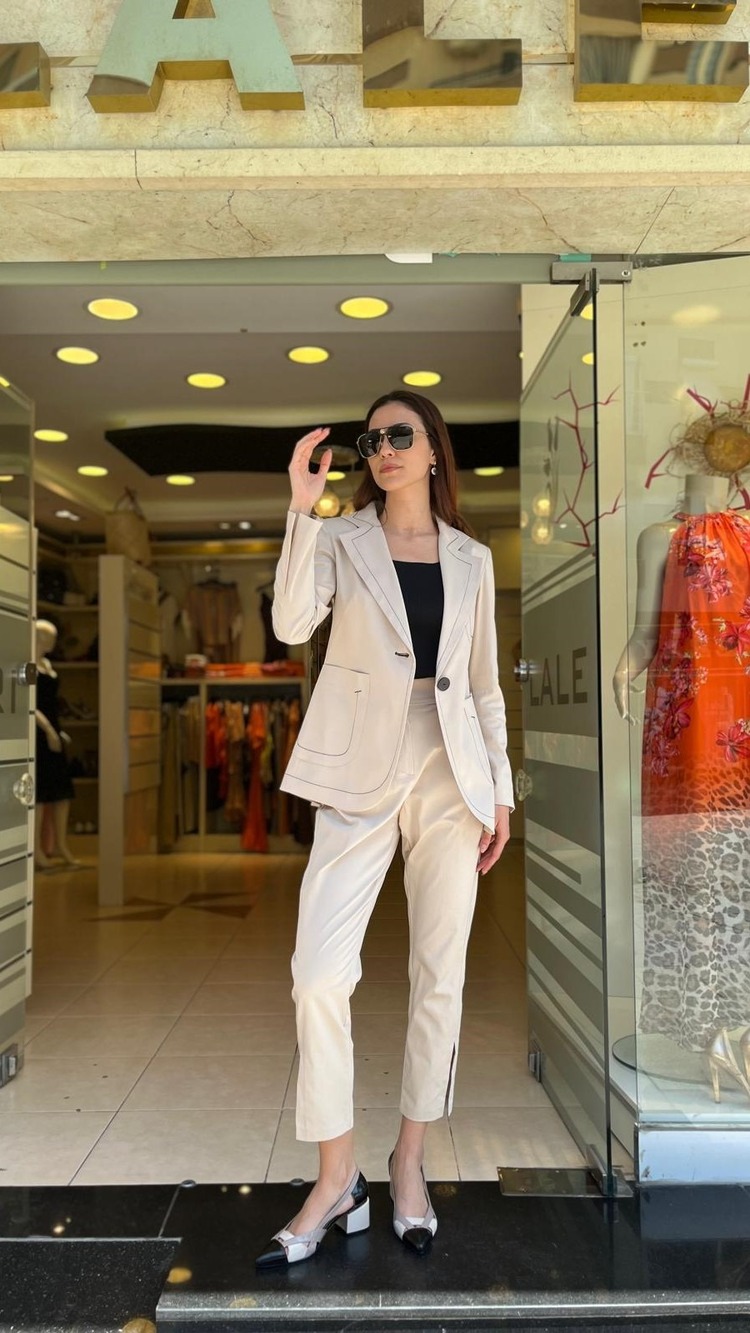 PAÇA YIRTMAÇLI PANTOLON + ARKA PİLELİ BLAZER CEKET TAKIM