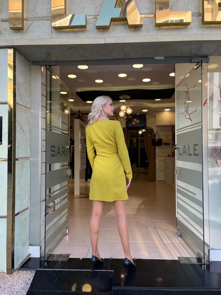 Düğme Detaylı Elbise
