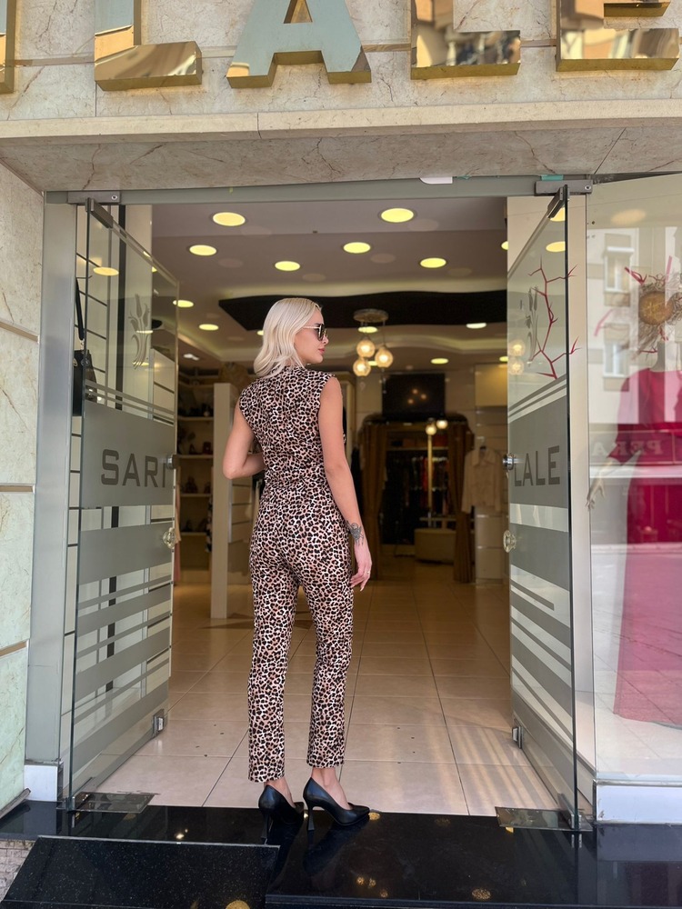 Leopar Desenli Yelekli Takım