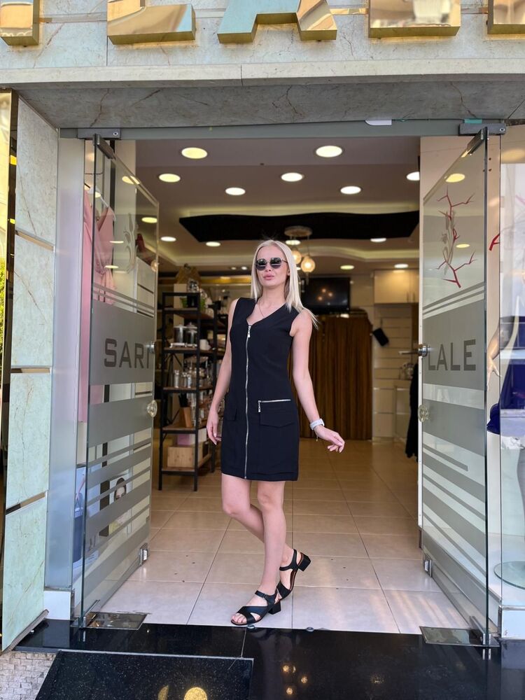 Fermuar Detaylı Elbise