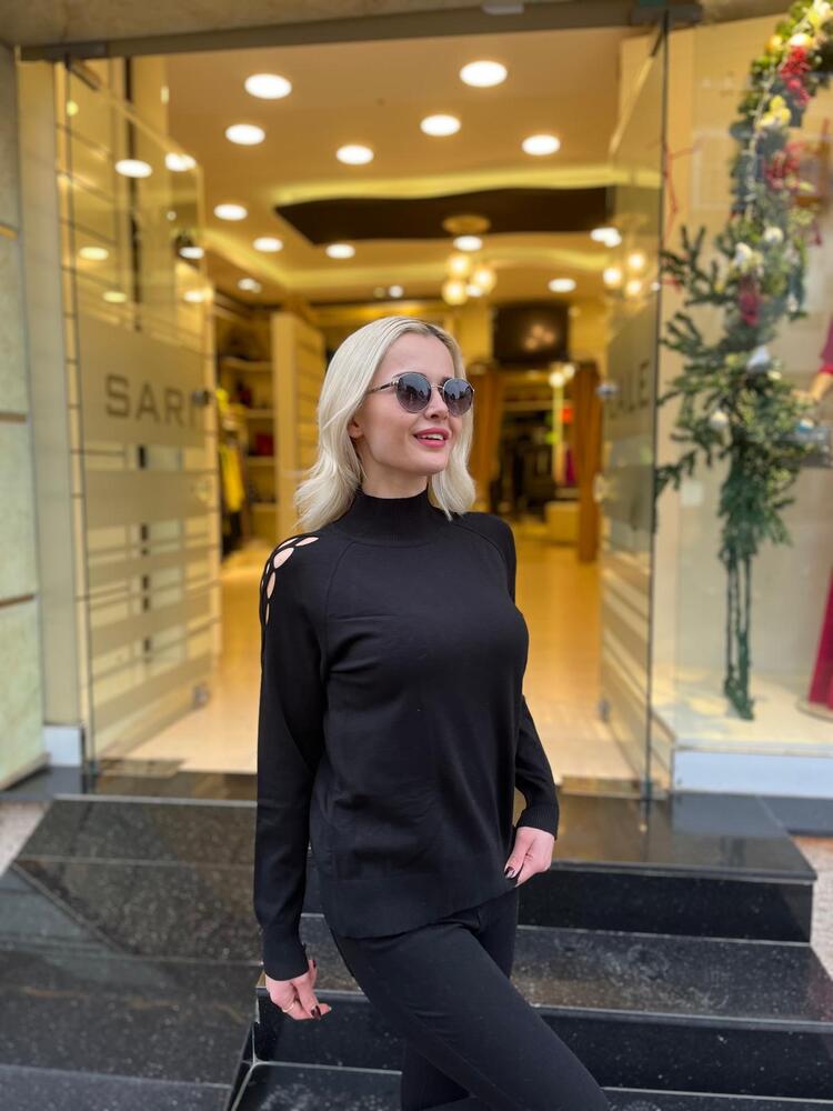 SİYAH TRİKO KAZAK