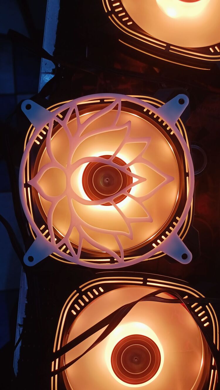 Lotus fan cover