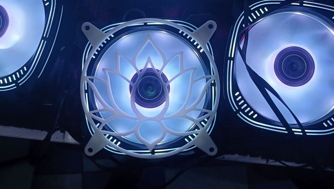Lotus fan cover