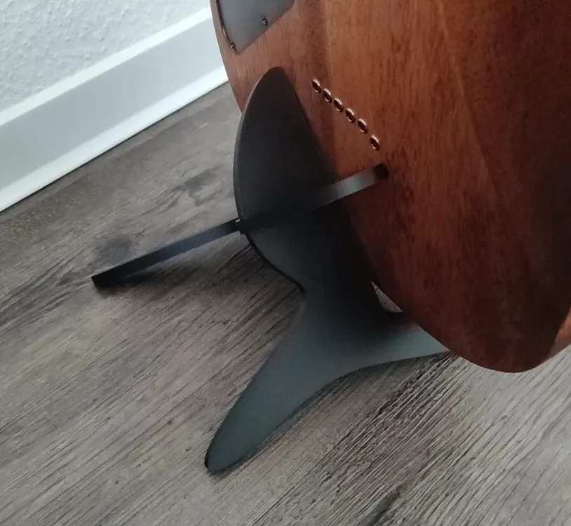 Elektro gitar standı