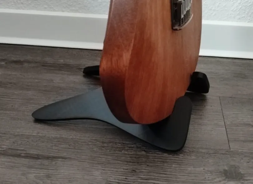 Elektro gitar standı