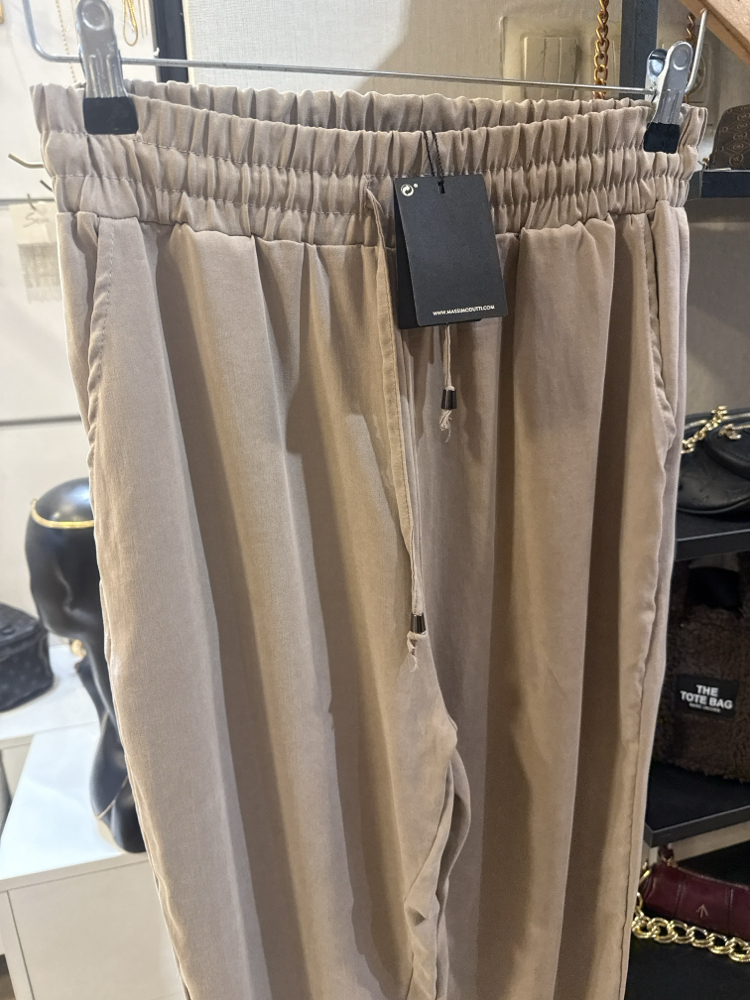 Bej pant