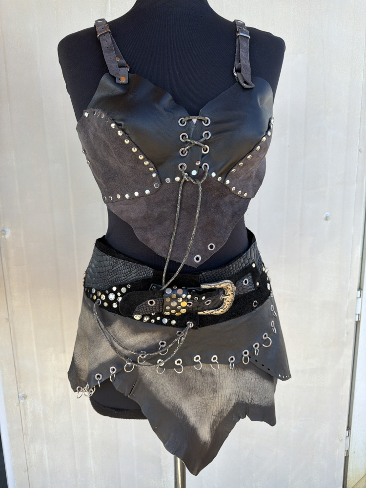 Kurtarıcı Kemer & Deri Bralet