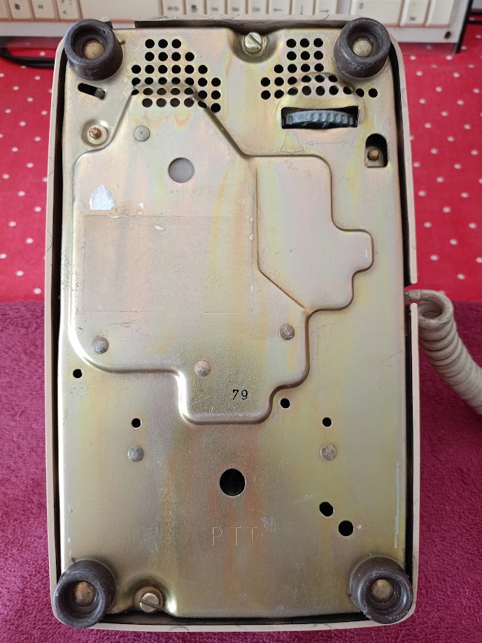 NORTHERN ELECTRIC TELEKOMINIKASYON NOSTALJİK ÇEVİRMELİ TELEFON. Dönem. 70-80