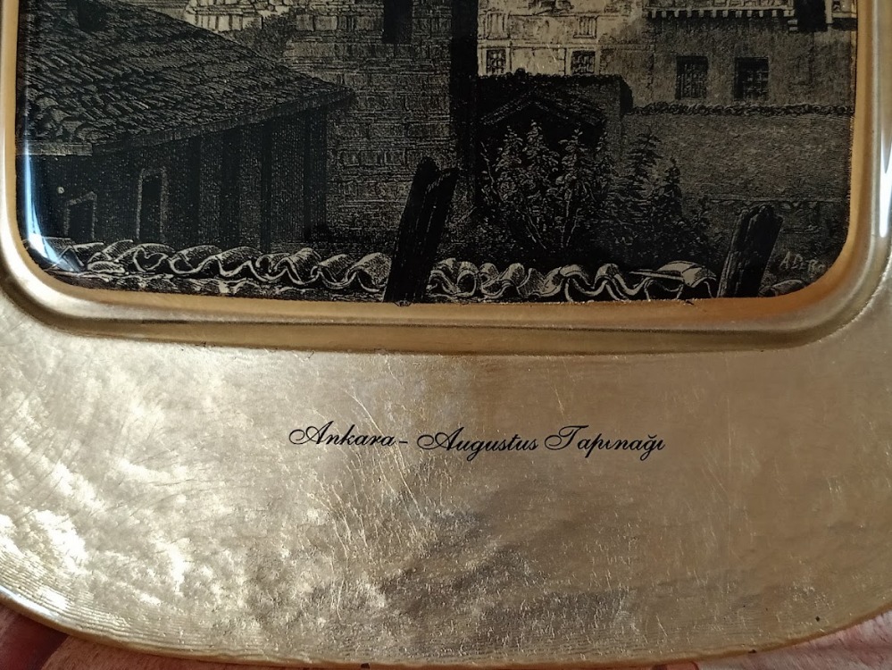 PAŞABAHÇE , AUGUSTUS TAPINAĞI GÖRSELLİ CAM TABAK ÇOK NADİR.