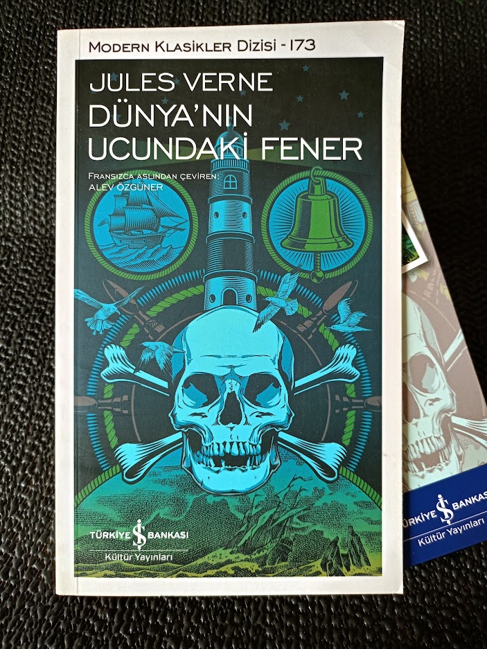 DÜNYANIN UCUNDAKİ FENER (ORJİNAL AYRAÇLI )..