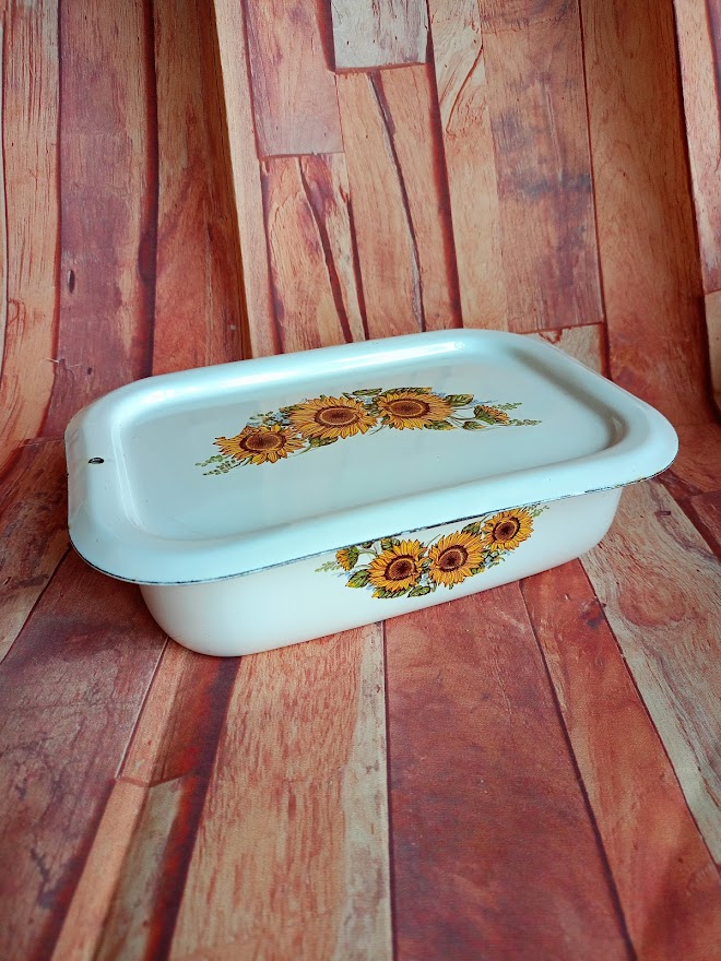 SOVYET DÖNEMİ EMAYE KAP VINTAGE.