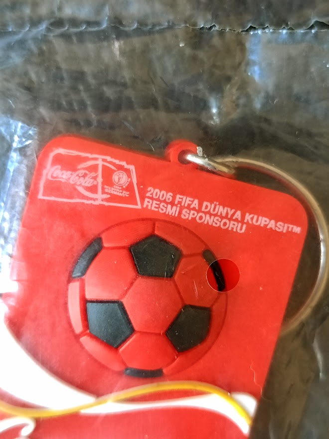 COCA COLA 2006 FİFA DÜNYA KUPASI ANAHTARLIK.