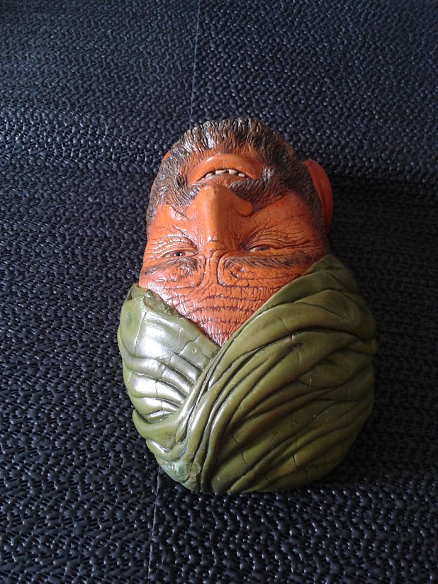 VINTAGE HEAD CHALKWARE - SIKH, HANDMADE.