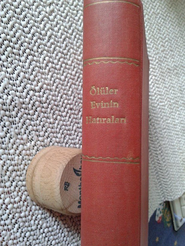 ÖLÜLER EVİNİN HATIRALARI DOSTOYEVSKİ.