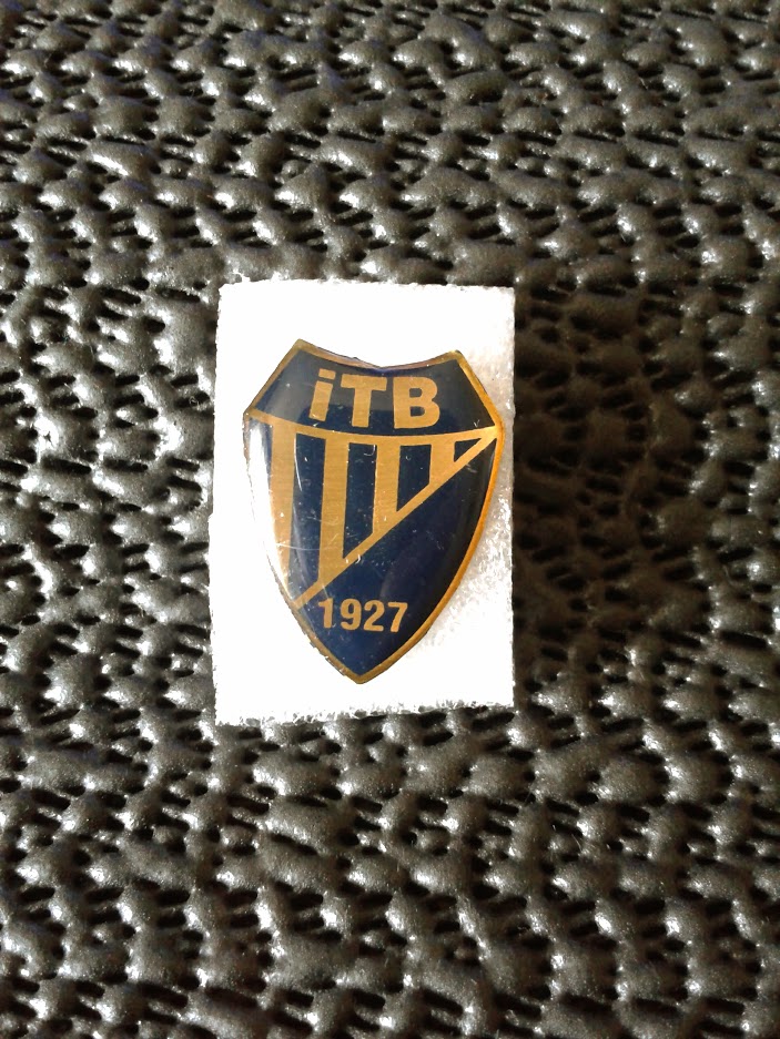 İTB ( İSKEÇE TÜRK BİRLİĞİ ) 1927 YAKA ROZETİ.