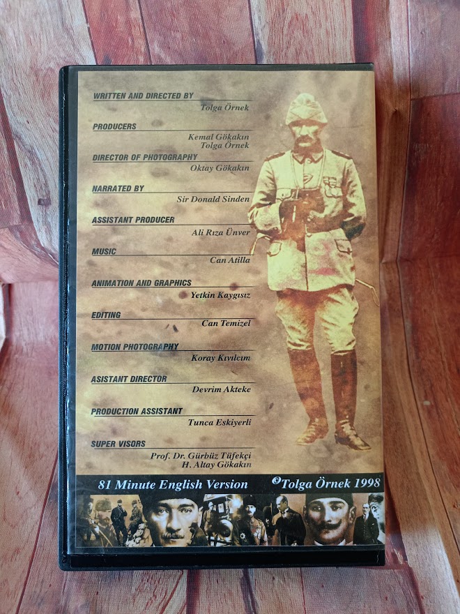 ATATÜRK DOCUMENTARY - ATATÜRK BELGESELİ İNGİLİZCE. VHS.