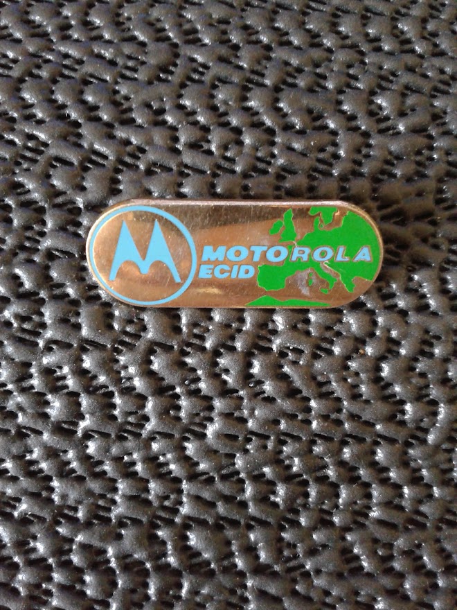 MOTOROLA ECID YAKA ROZETİ ÇOK NADİR.