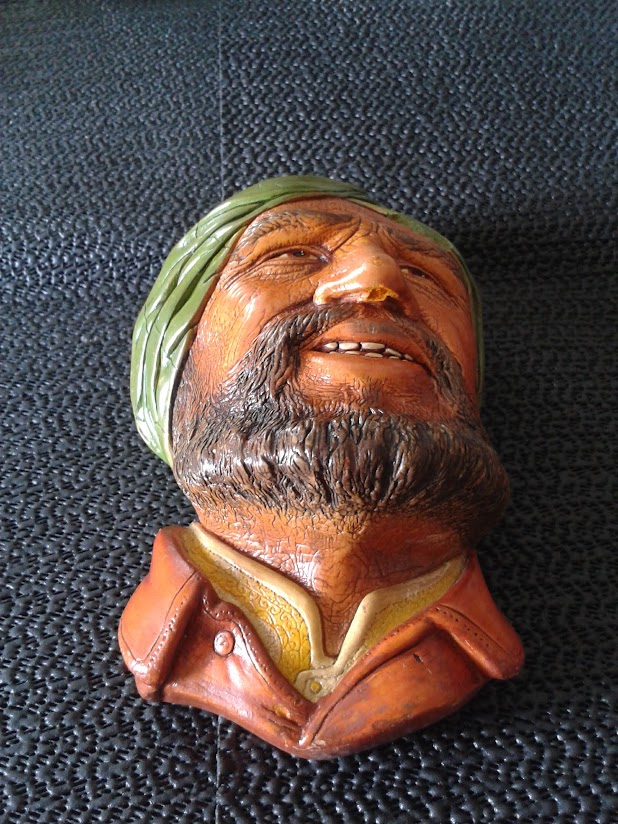 VINTAGE HEAD CHALKWARE - SIKH, HANDMADE.