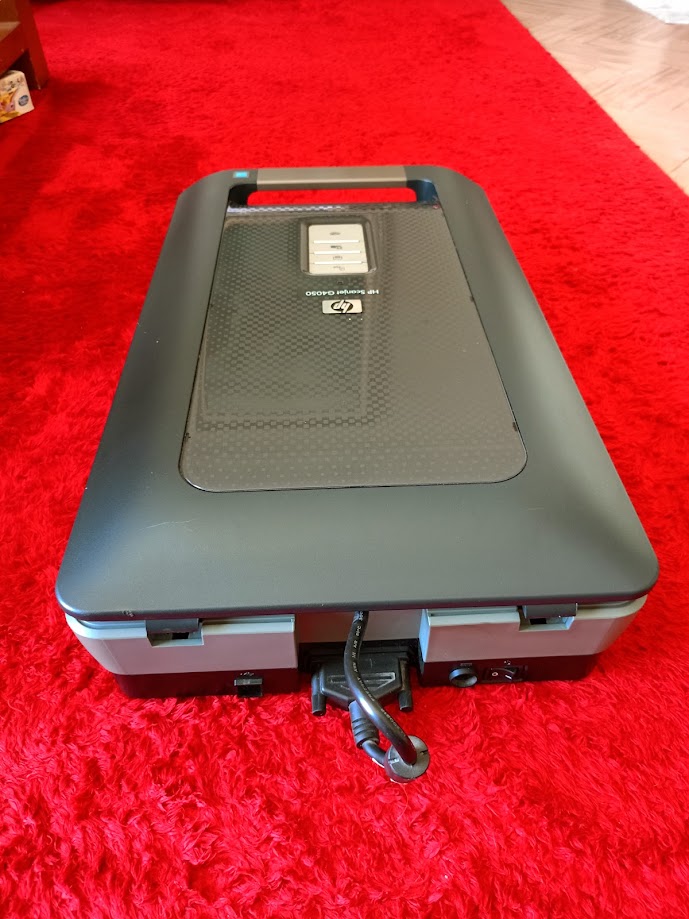 HP SCANJET G4050 TARAYICI SCANNER. ÇALIŞIR DURUMDA SORUNSUZ.