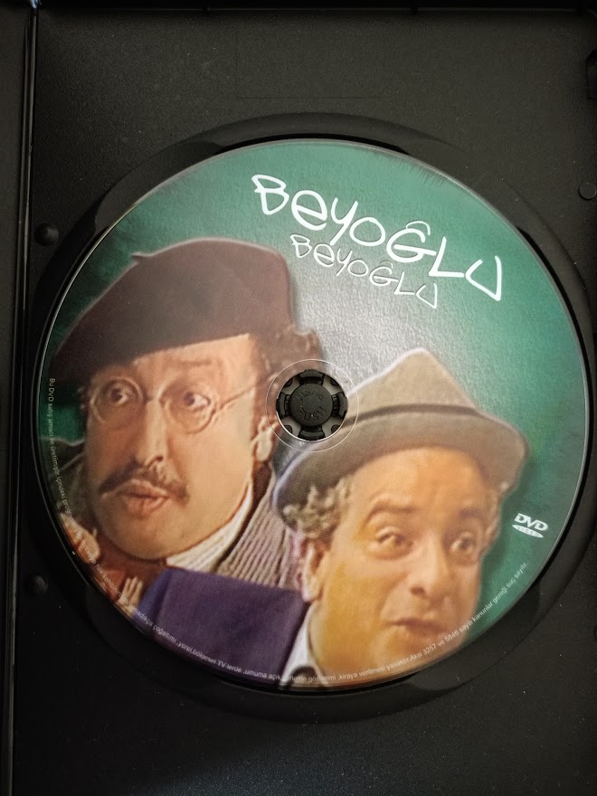 DEVEKUŞU KABARE - ZEKİ ALASYA - METİN AKPINAR. 3 DVD.