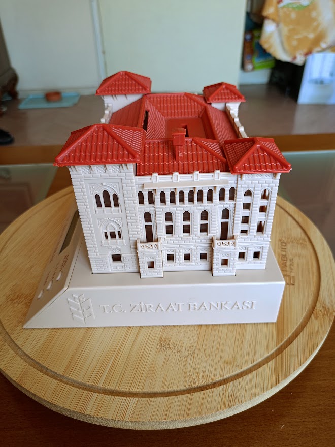 TÜRKİYE CUMHURİYETİ ZİRAAT BANKASI KUMBARA. DEKORATİF, KOLEKSİYONLUK.