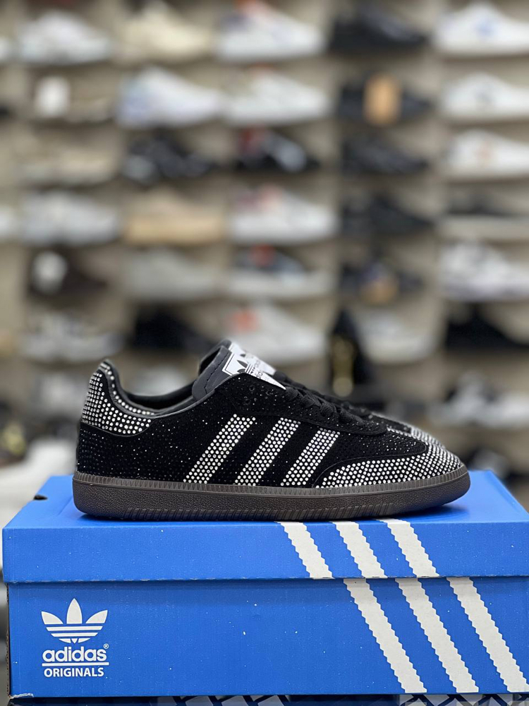 Adidas taşlı samba