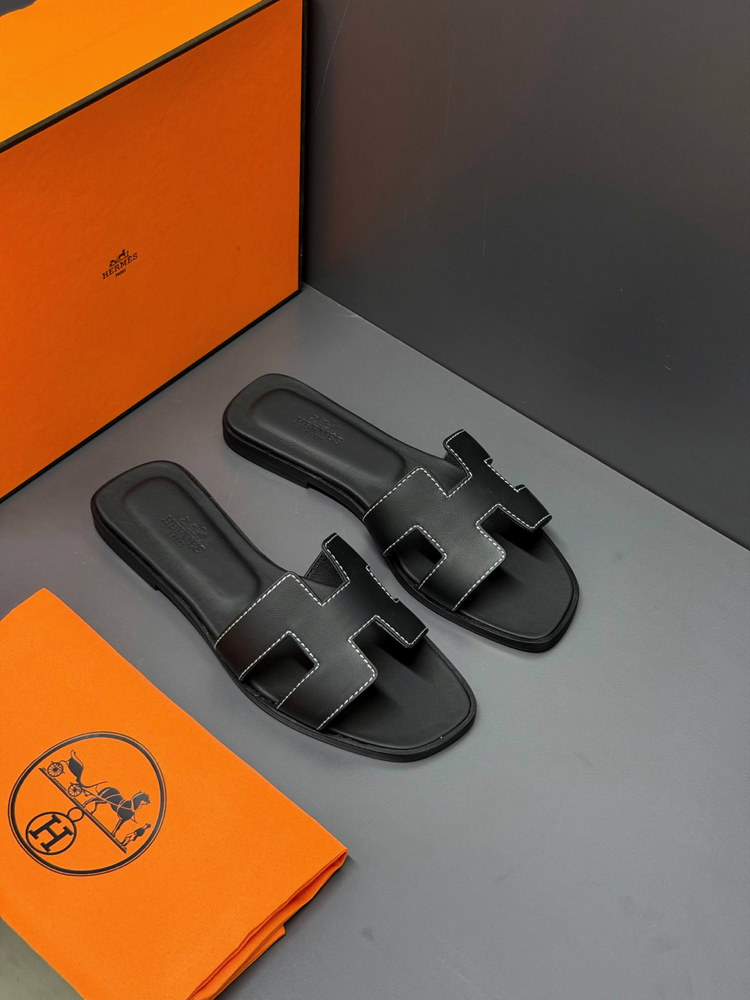 Hermes oran slippers
