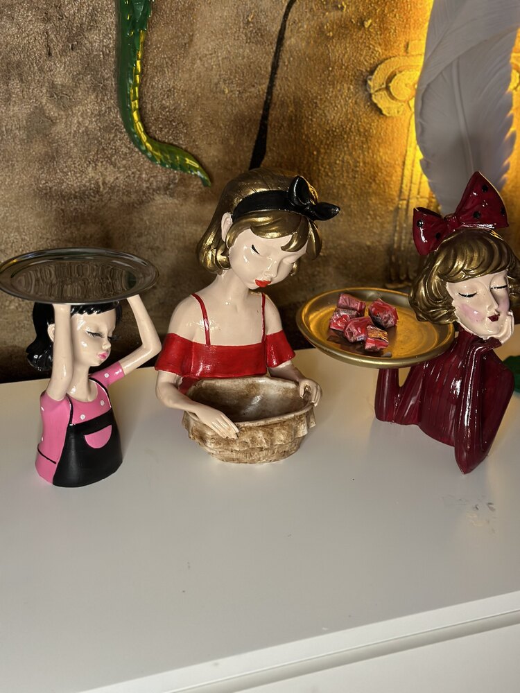 3lü Sunumluk Kız heykel