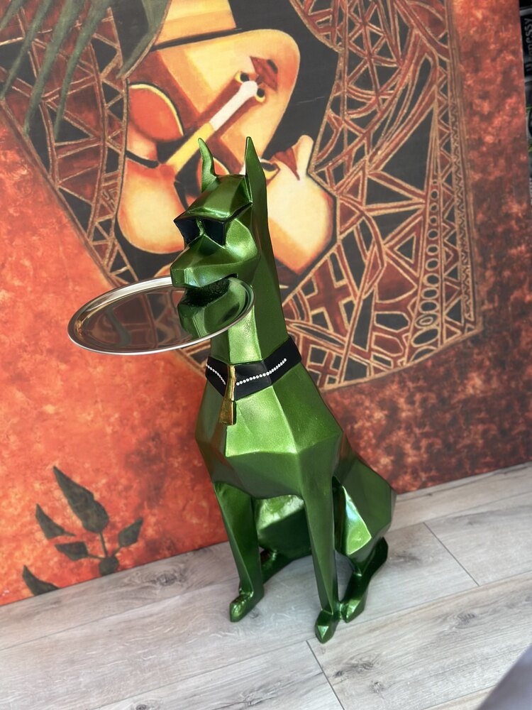 Tepsili Doberman Heykel