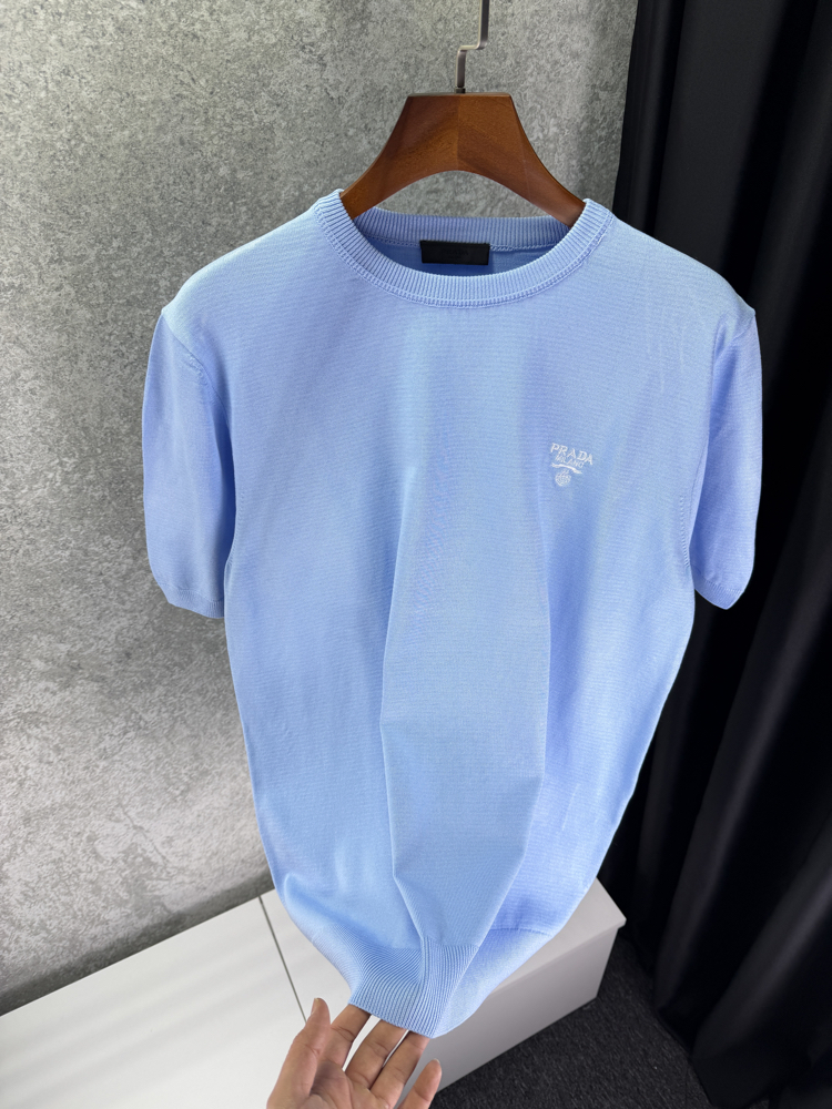 PRADA Premium T-shirt
