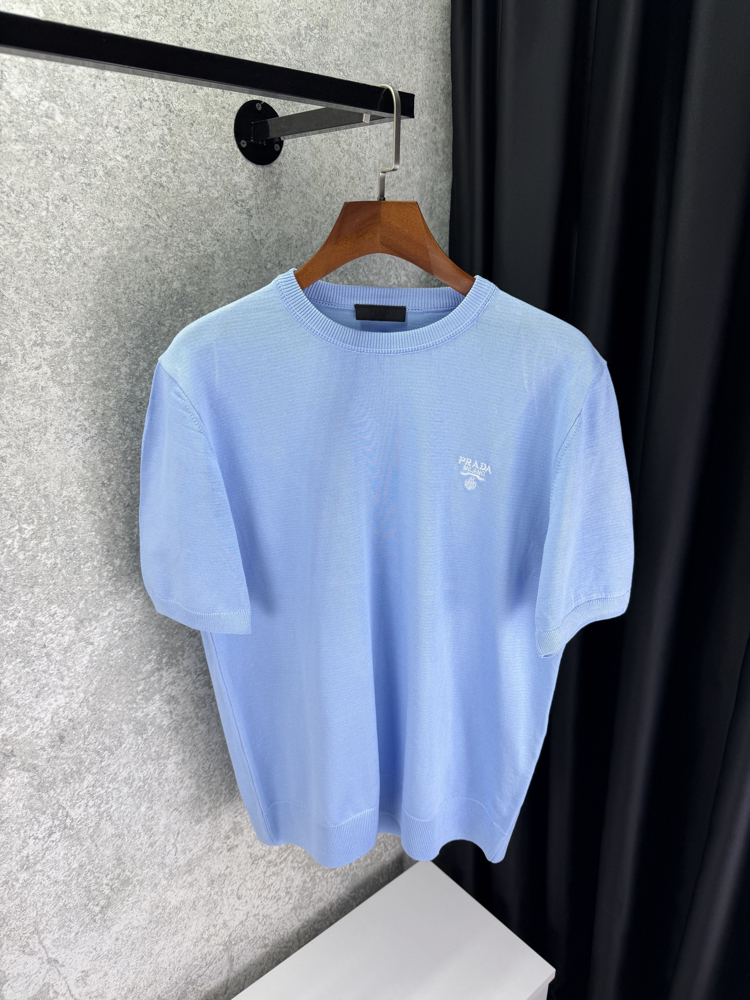 PRADA Premium T-shirt