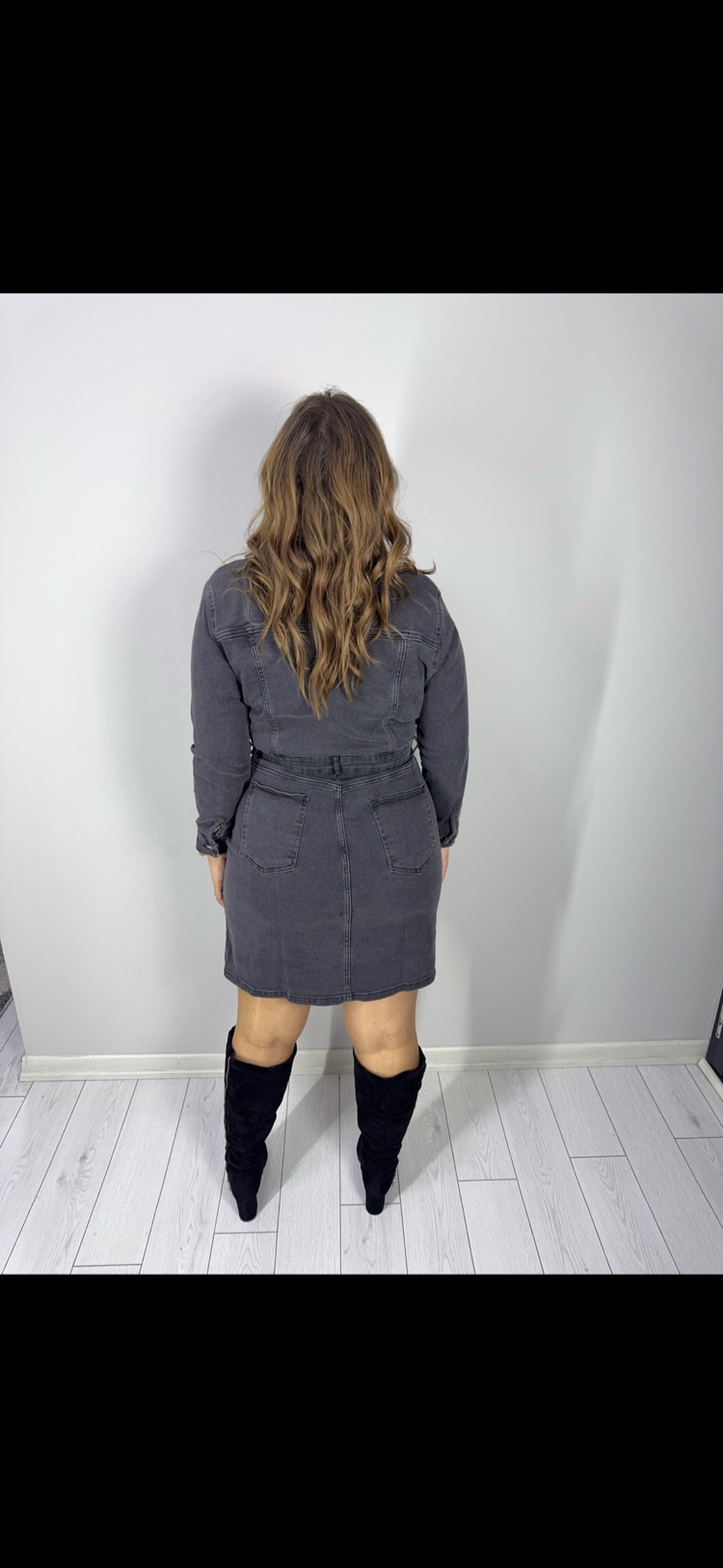 Gri Düğme Detaylı Uzun Kol Denim Elbise