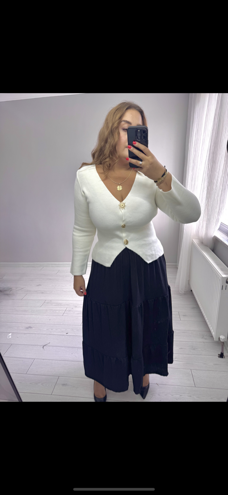 Ekru Figür Düğmeli Triko Hırka