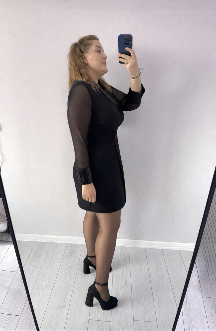 Kruvaze Yaka Payet Detaylı Elbise 