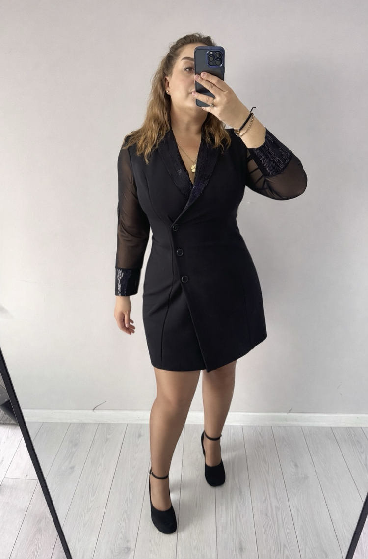 Kruvaze Yaka Payet Detaylı Elbise 