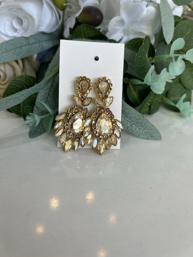 Gold küpe