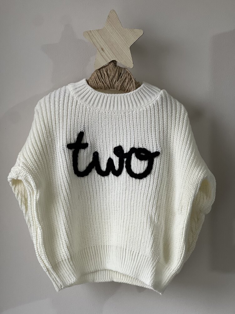 Two İşlemeli Kazak