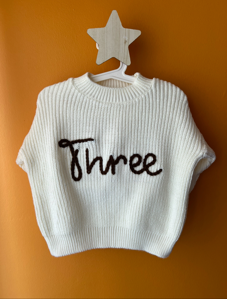 Three İşlemeli Kazak