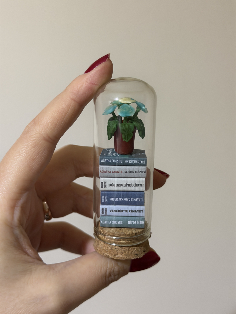 Mini Tüp Dekor - Agatha Christie Kitapları