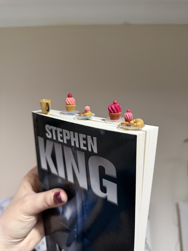 Minyatür kitap ayracı
