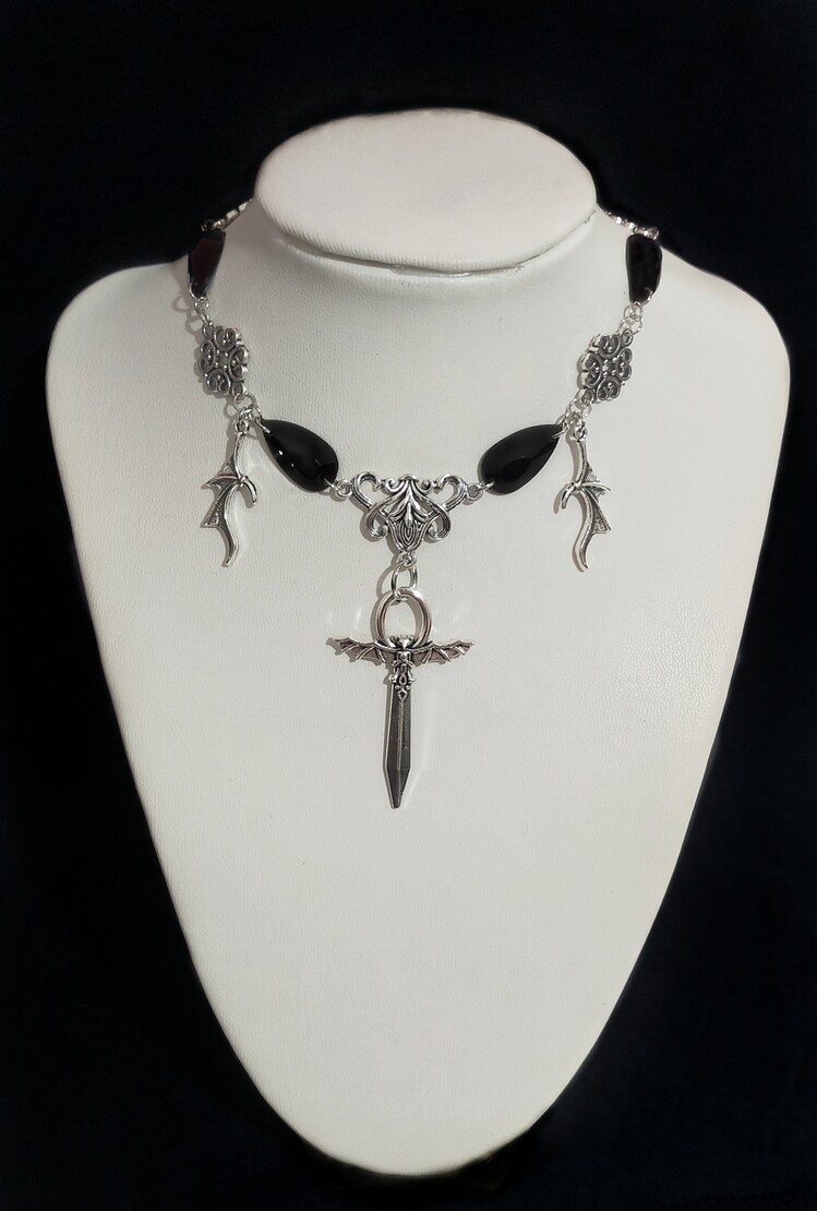 Yarasa detay choker