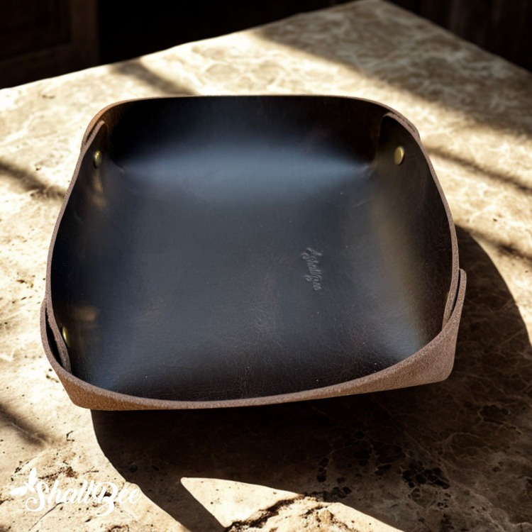 Hakiki Deri Valet Tray – Anahtarlık & Aksesuar Düzenleyici