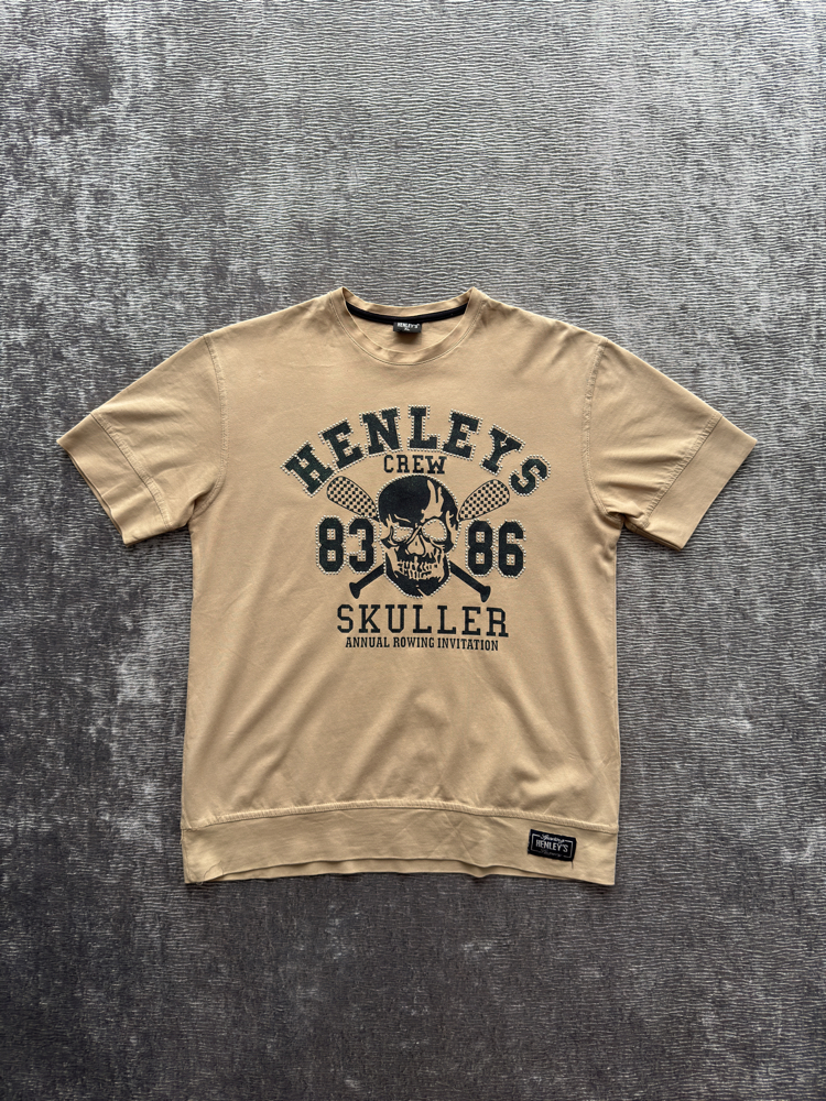 Henleys Kuru Kafa Desenli Taşlı Kadın Tişört