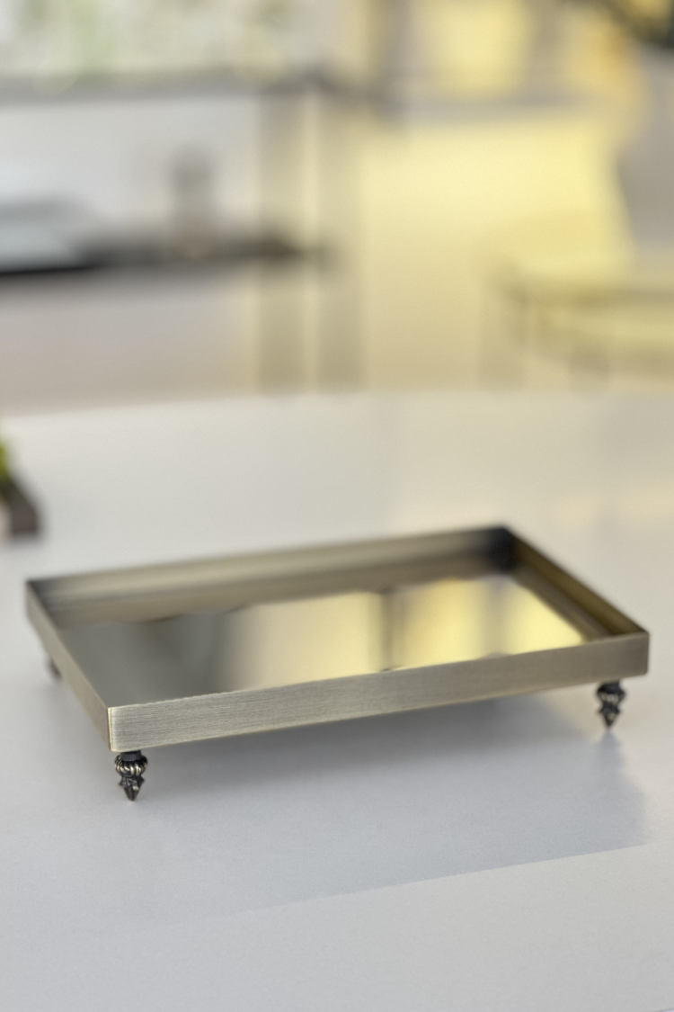 Antik Ayaklı Metal Tepsi Dekoratif Sunum Tepsisi 20x30 cm