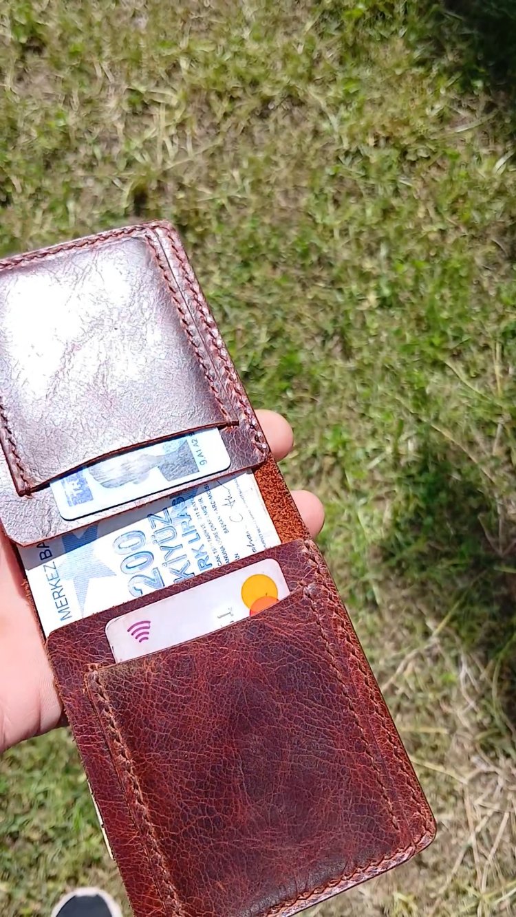 Toscano El Yapımı Deri Kapaklı Cüzdan (2609)