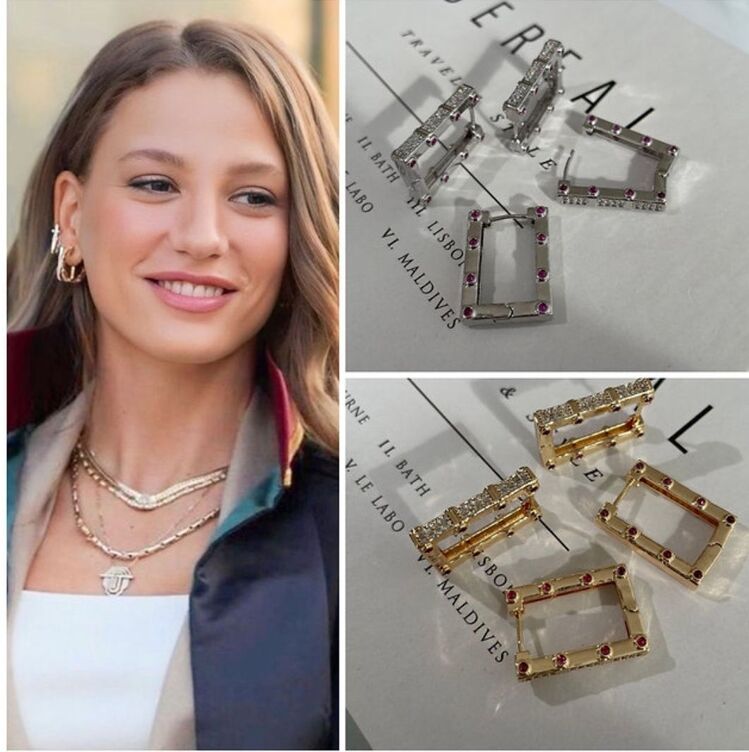 LEYLA DİKDÖRTGEN KÜPE