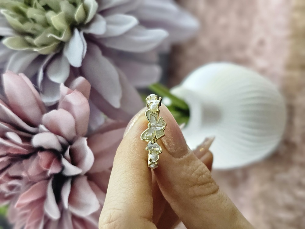 İnci ve Zirkon Taşlı Kelebek Detaylı Gold Renk Ayarlanabilir Yüzük