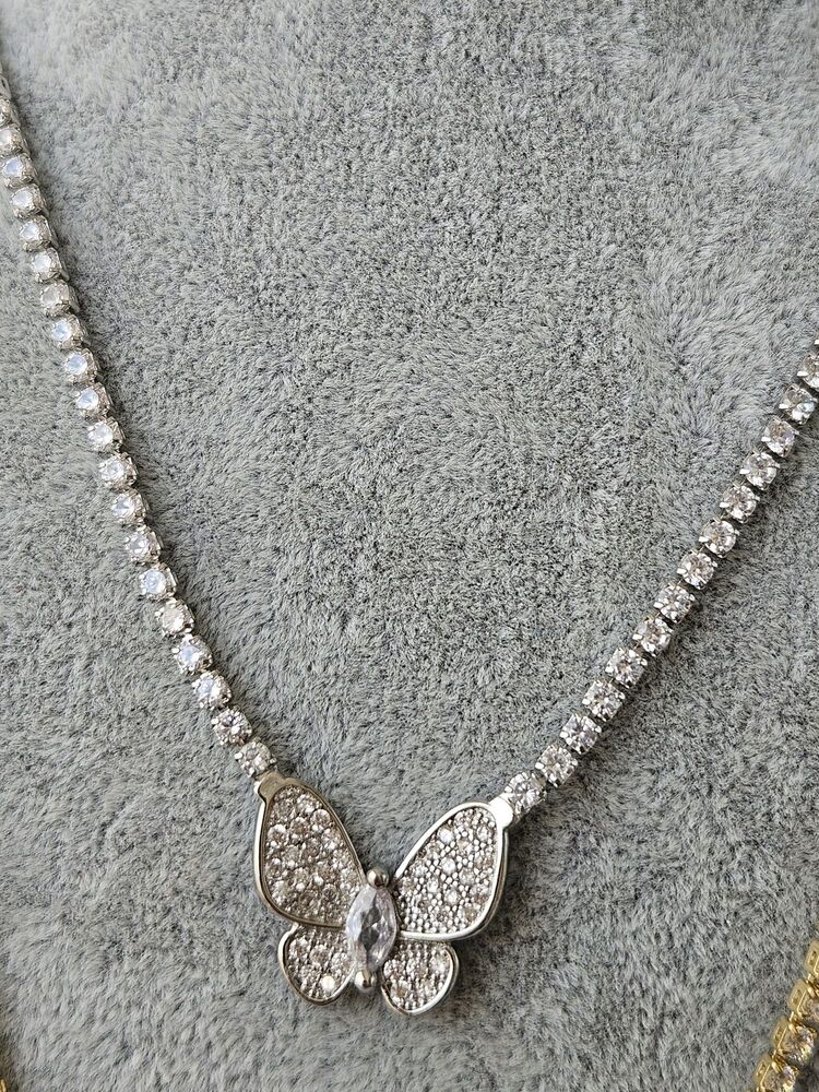 Silver Gemmy Butterfly Kolye